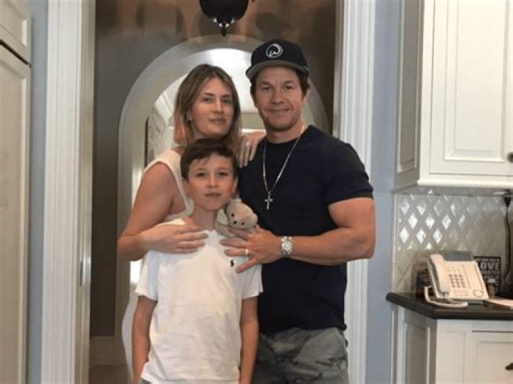 Alma Wahlberg Net worth, Children, Age, Current Husband, Ex-Husband, Divorce, Wiki bio. 2022