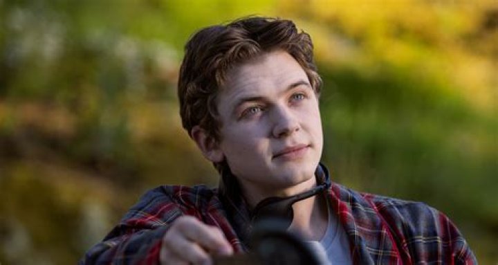 Andrea Thoma Wikipedia: Facts about Grant Gustin Wife. 2022