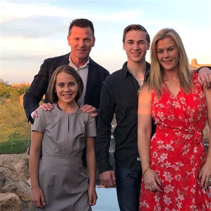 David Sanov [Alon Sweeney] Age