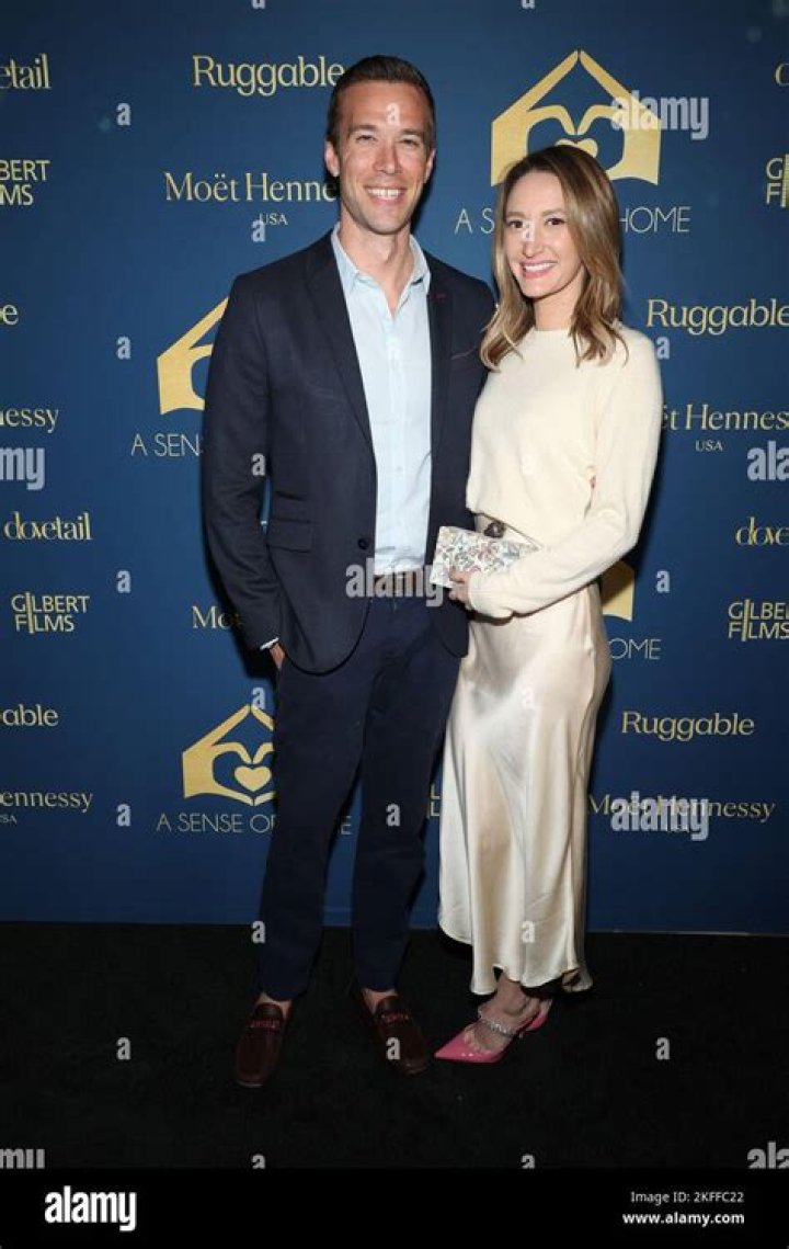 Emily Black Favreau Age - Bio, Wiki, Height, Net Worth, Relationship (2023)