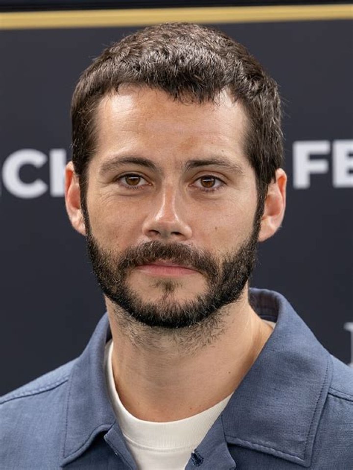 How tall is Dylan O'Brien