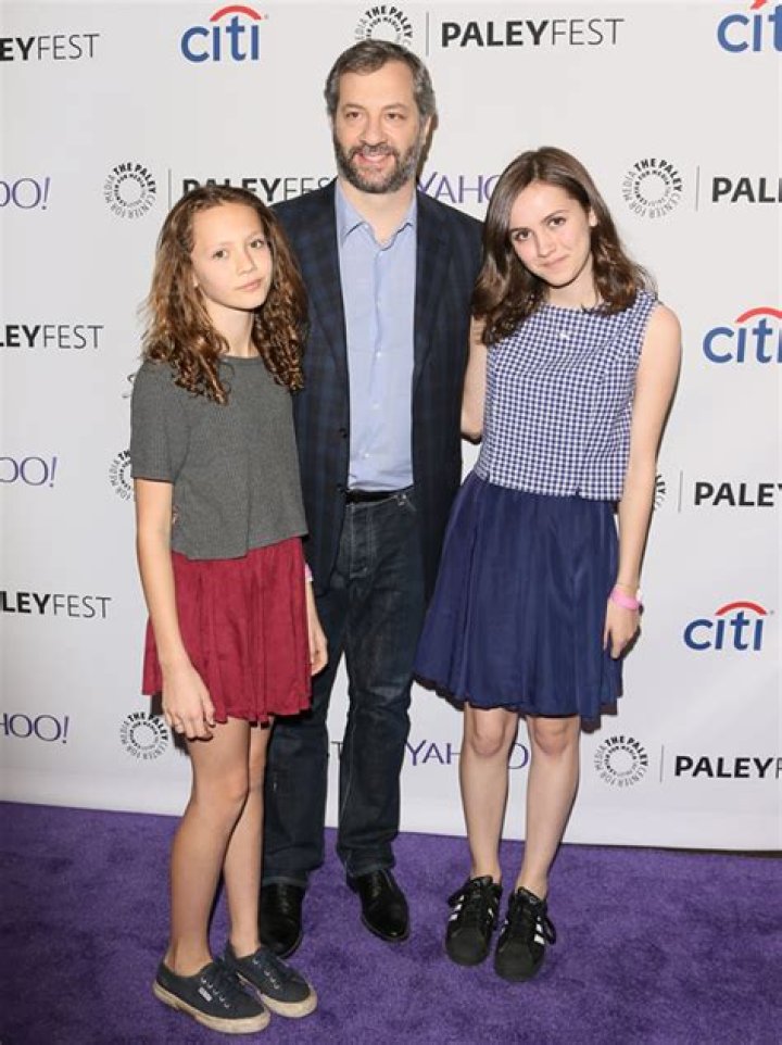 Iris Apatow Age - Bio, Wiki, Height, Net Worth, Relationship (2023)