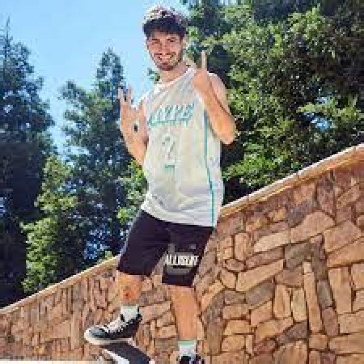 Mopi Age | Wiki, Net worth, Bio, Height, Girlfriend